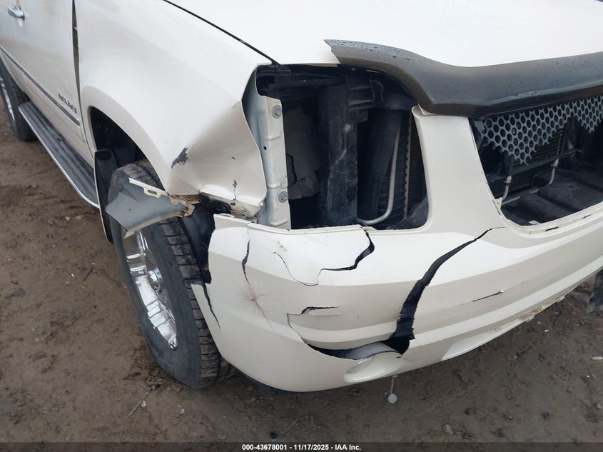 2010 GMC Yukon Xl 1500 Denali VIN: 1GKUKMEF2AR134011 Lot: 43678001