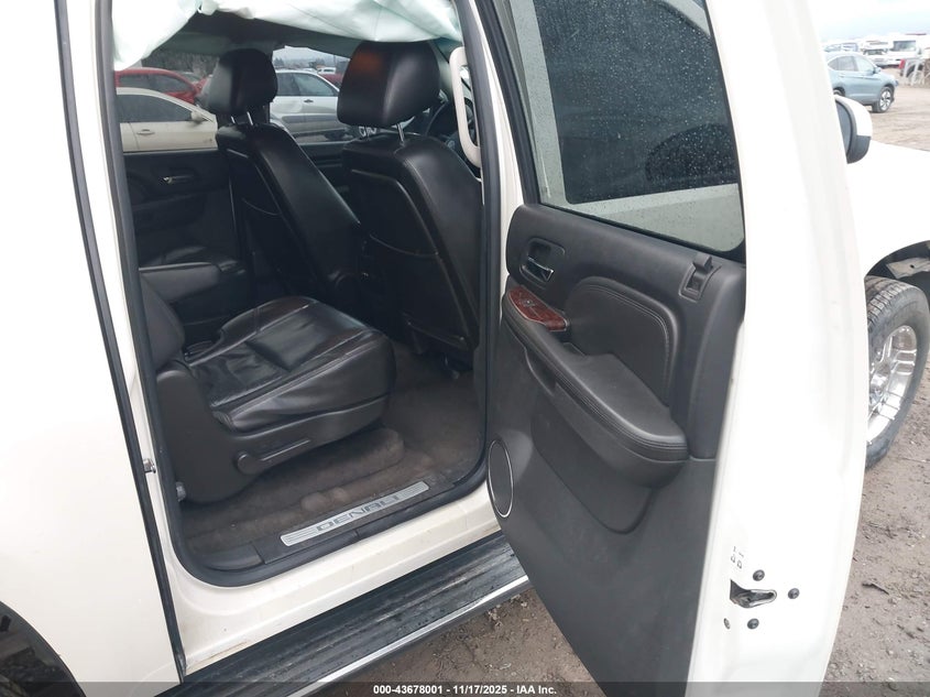 2010 GMC Yukon Xl 1500 Denali VIN: 1GKUKMEF2AR134011 Lot: 43678001