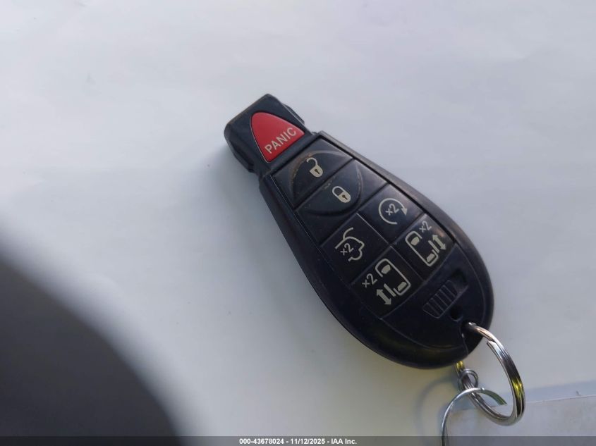 2017 Dodge Grand Caravan Sxt VIN: 2C4RDGCG8HR725019 Lot: 43678024