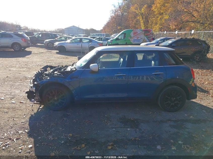 2022 Mini Hardtop Cooper VIN: WMW33DK07N2R63754 Lot: 43678033