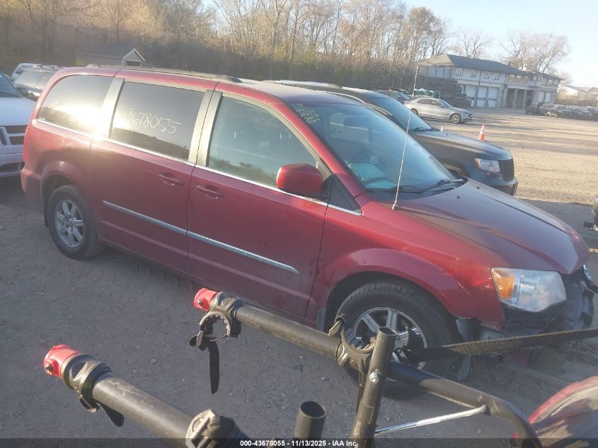 CHRYSLER TOWN & COUNTRY TOURING