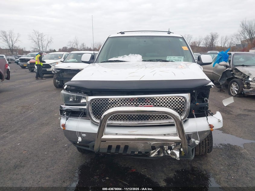 2004 GMC Yukon Slt VIN: 1GKEK13Z74J301949 Lot: 43678084