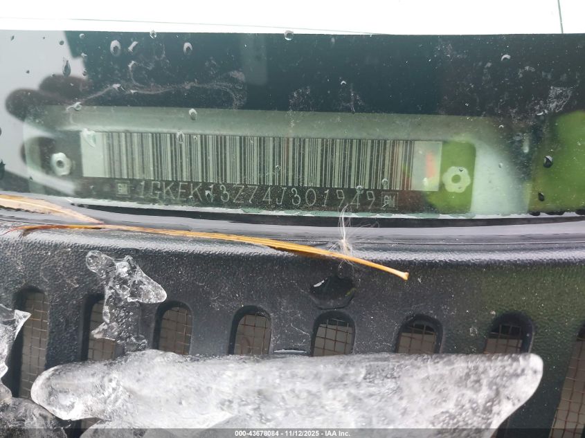 2004 GMC Yukon Slt VIN: 1GKEK13Z74J301949 Lot: 43678084