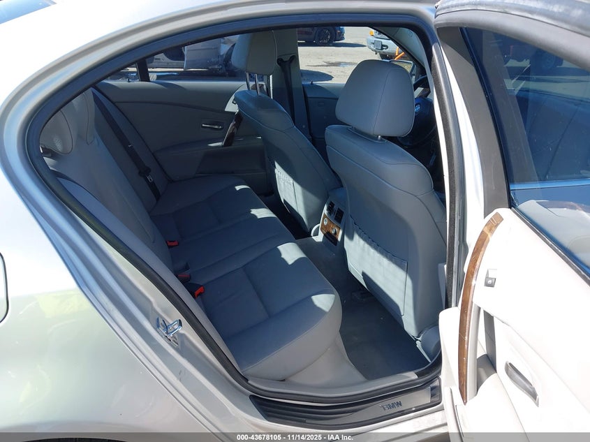 2006 BMW 530Xi VIN: WBANF73566CG66811 Lot: 43678105