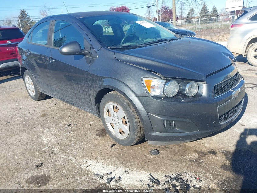 CHEVROLET SONIC LS AUTO