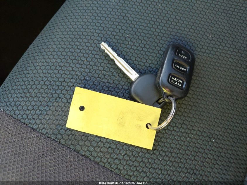 2006 Toyota Matrix Xr VIN: 2T1KR32E66C589580 Lot: 43678160