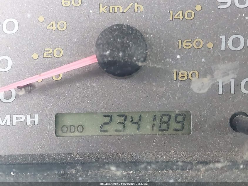 2004 Toyota Sequoia Limited V8 VIN: 5TDBT48A24S205620 Lot: 43678207