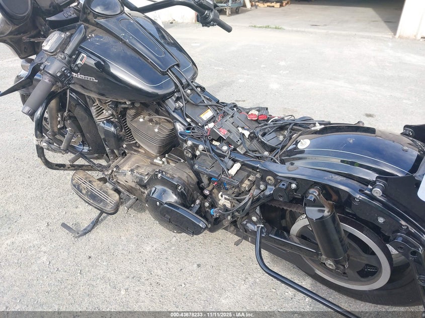 1HD1KRM35EB645566 2014 HARLEY-DAVIDSON STREET GLIDE photo no. 14