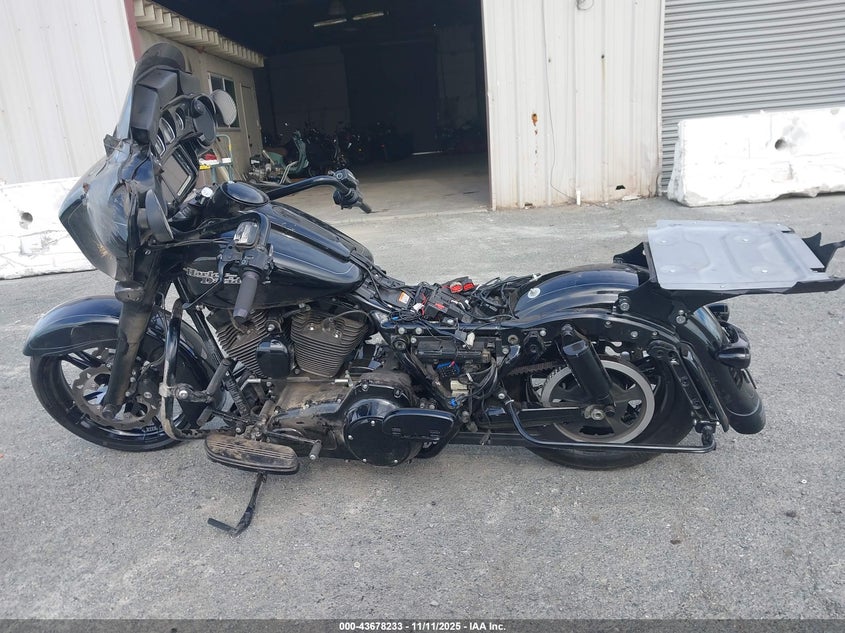 1HD1KRM35EB645566 2014 HARLEY-DAVIDSON STREET GLIDE photo no. 13