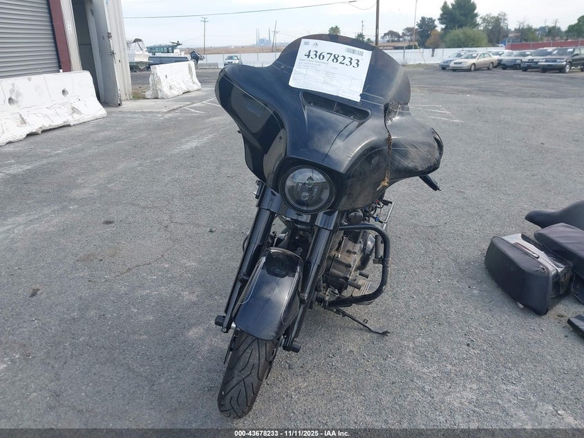 1HD1KRM35EB645566 2014 HARLEY-DAVIDSON STREET GLIDE photo no. 5