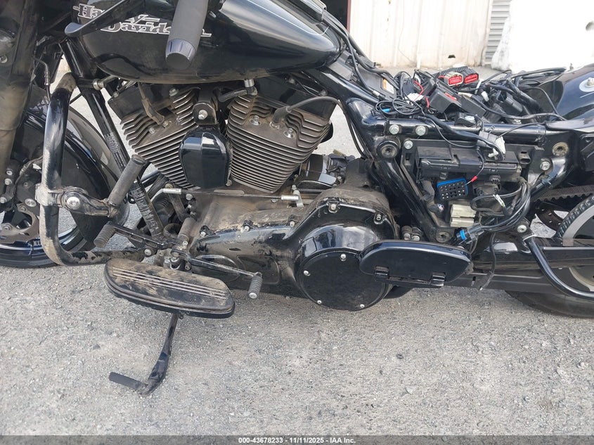1HD1KRM35EB645566 2014 HARLEY-DAVIDSON STREET GLIDE photo no. 9