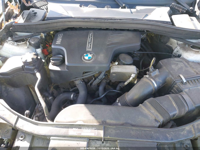 2015 BMW X1 SDRIVE28I WBAVM1C50FV319186