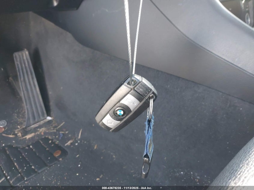 2015 BMW X1 SDRIVE28I WBAVM1C50FV319186