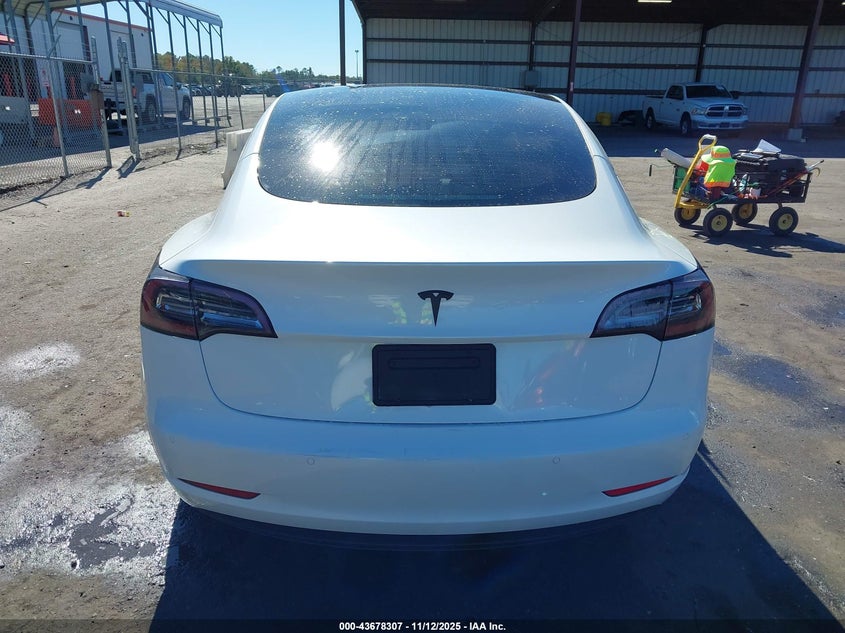 2022 Tesla Model 3 Long Range Dual Motor All-Wheel Drive VIN: 5YJ3E1EB2NF101368 Lot: 43678307
