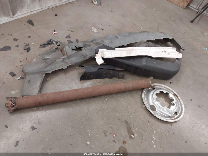 2004 Chevrolet Silverado 3500 Work Truck VIN: 1GCJK33214F226726 Lot: 43678437