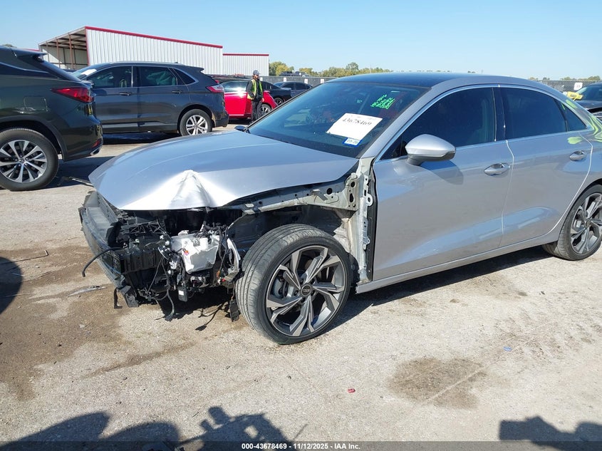 2022 Audi A3 Premium Plus 40 Tfsi Front-Wheel Drive S Tronic VIN: WAUBUDGY8NA073700 Lot: 43678469