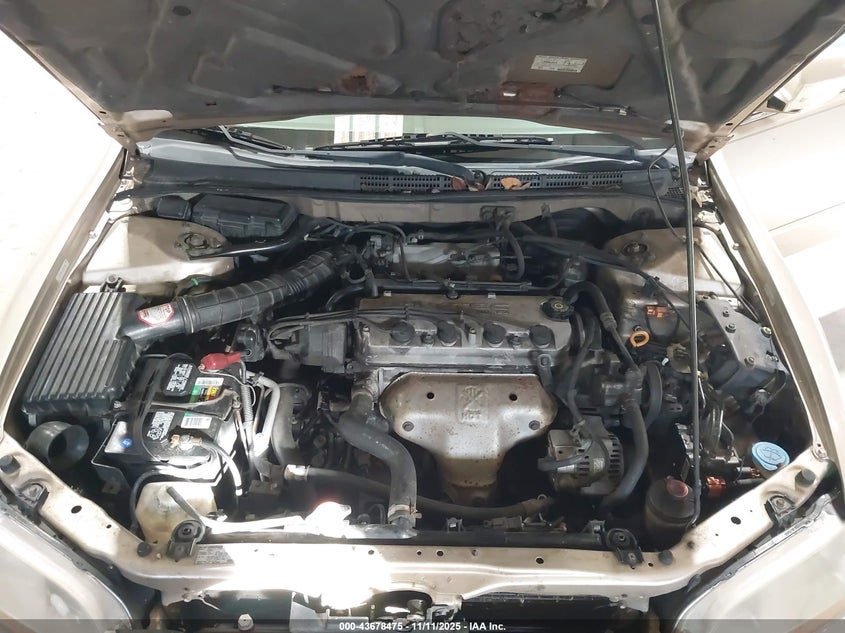 2001 Honda Accord 2.3 Ex VIN: 1HGCG56631A013887 Lot: 43678475