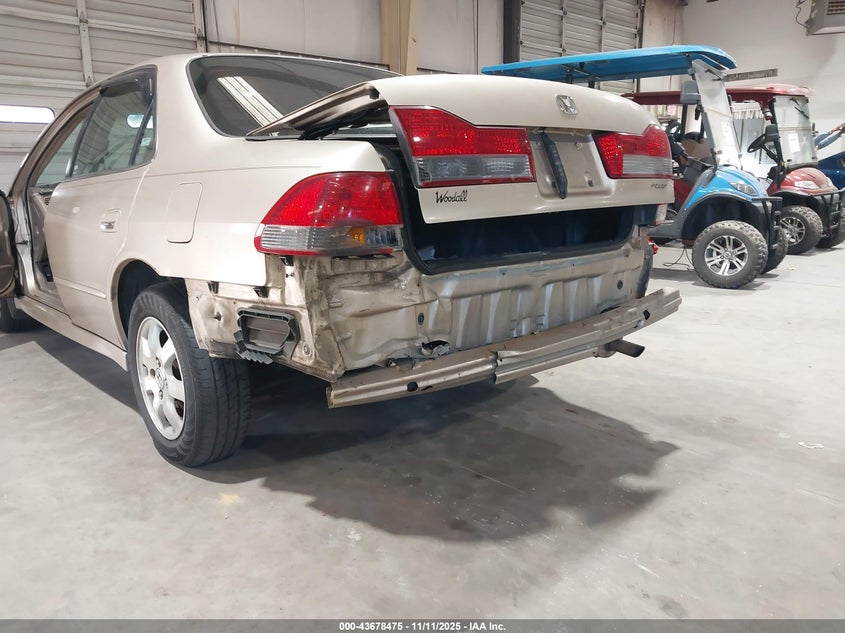 2001 Honda Accord 2.3 Ex VIN: 1HGCG56631A013887 Lot: 43678475