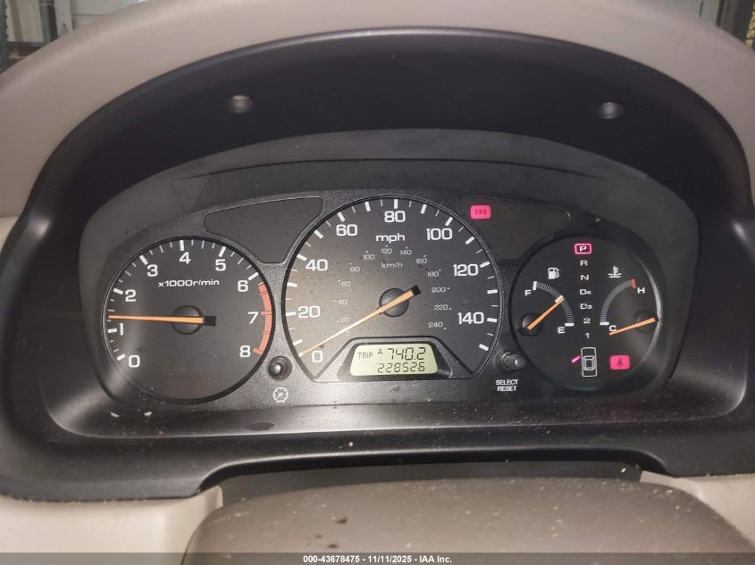 2001 Honda Accord 2.3 Ex VIN: 1HGCG56631A013887 Lot: 43678475