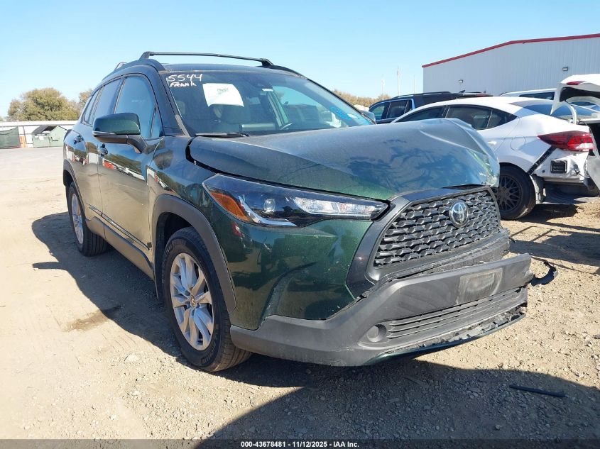 TOYOTA COROLLA CROSS LE