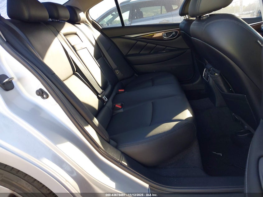 2019 Infiniti Q50 3.0T Luxe VIN: JN1EV7APXKM516649 Lot: 43678497
