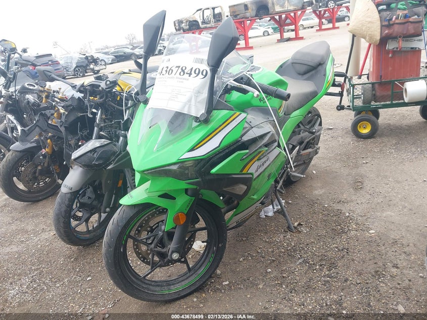 2025 Kawasaki Ex500 A/B