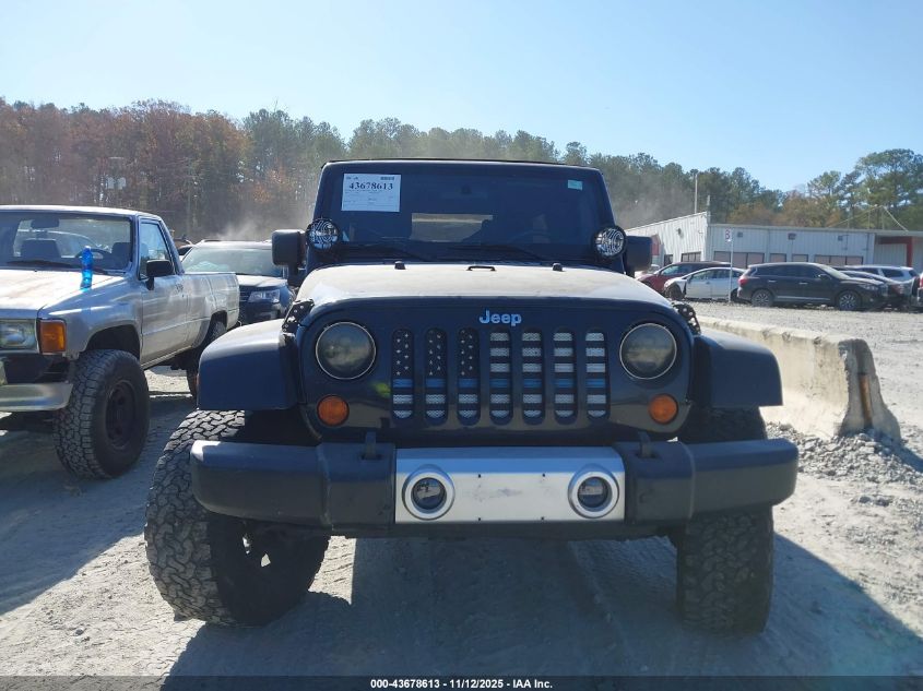 2008 Jeep Wrangler Unlimited Sahara VIN: 1J4GA59138L505040 Lot: 43678613