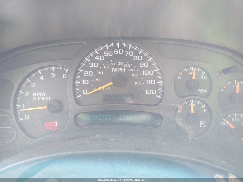 2003 Chevrolet Suburban 1500 Ls VIN: 3GNEC16Z93G255617 Lot: 43678654