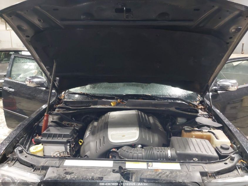 2007 Chrysler 300C VIN: 2C3LK63H77H691825 Lot: 43678698