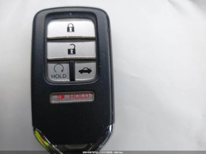 1HGCR2F81HA035813 2017 HONDA ACCORD photo no. 11