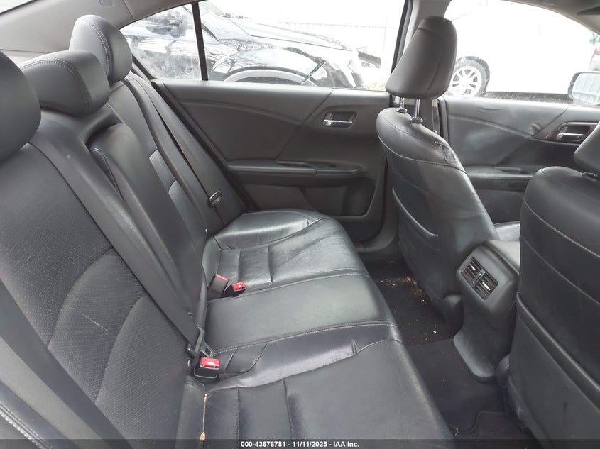 1HGCR2F81HA035813 2017 HONDA ACCORD photo no. 8