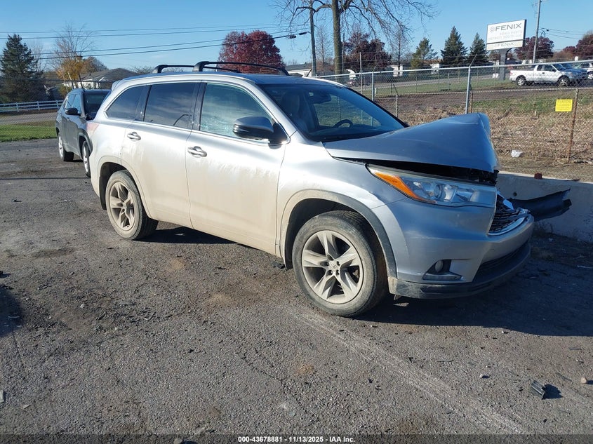2015 TOYOTA HIGHLANDER LIMITED PLATINUM V6 - 5TDDKRFH0FS199795