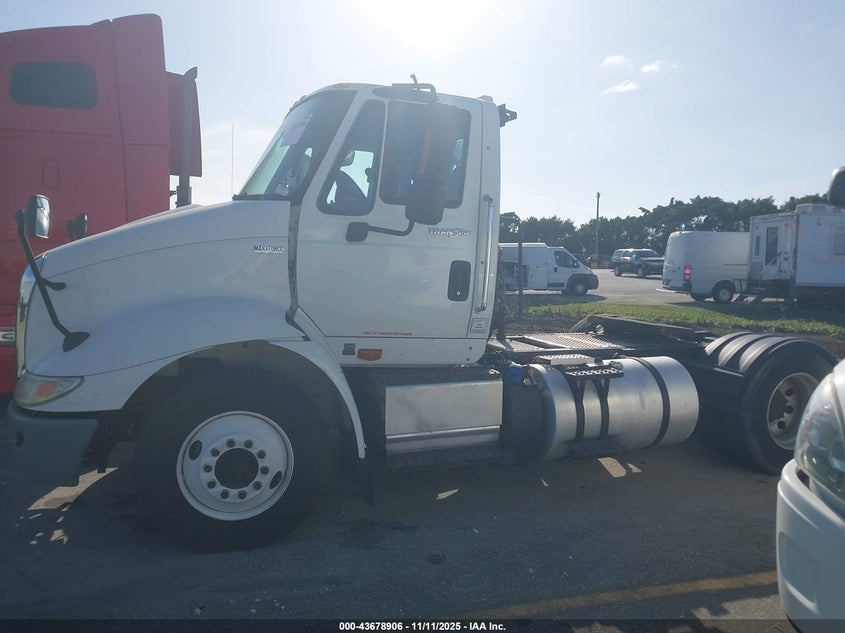 2014 International 8000 8600 VIN: 1HSHWSNN8EH032633 Lot: 43678906