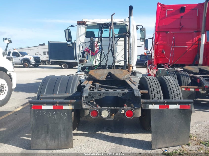 2014 International 8000 8600 VIN: 1HSHWSNN8EH032633 Lot: 43678906