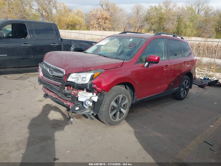 JF2SJAGC7JH460496 2018 SUBARU FORESTER photo no. 2