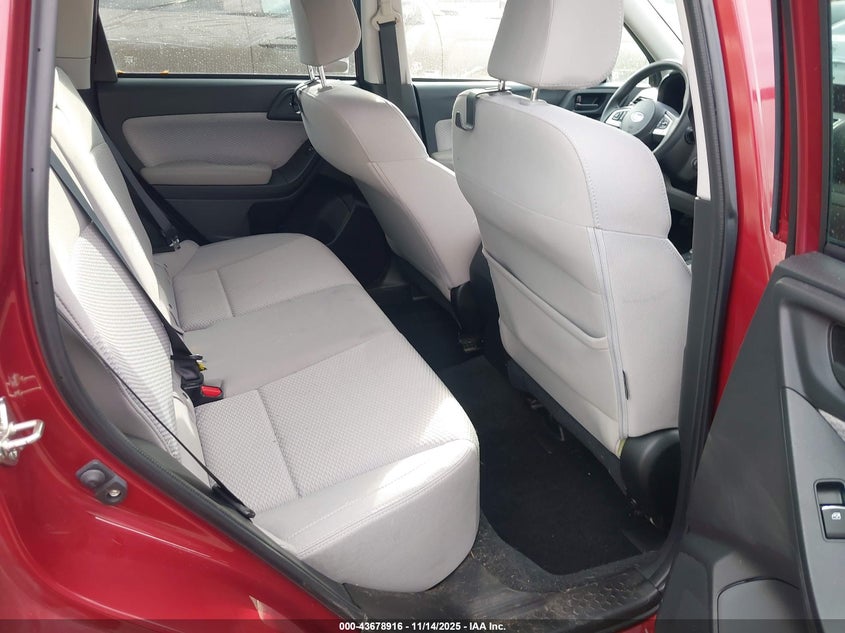 JF2SJAGC7JH460496 2018 SUBARU FORESTER photo no. 8