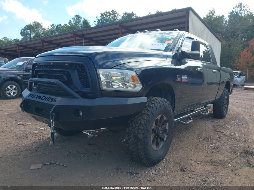 3D73Y3HL2AG154721 2010 DODGE RAM photo no. 2