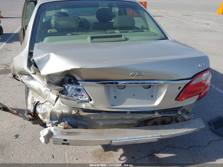 2000 Infiniti I30 Luxury/Touring VIN: JNKCA31A4YT115129 Lot: 43679008