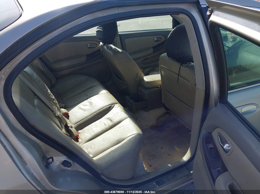 2000 Infiniti I30 Luxury/Touring VIN: JNKCA31A4YT115129 Lot: 43679008