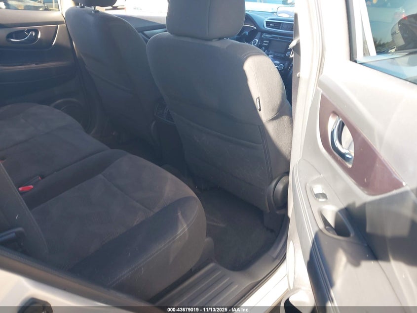 KNMAT2MT6GP727480 2016 NISSAN ROGUE photo no. 8
