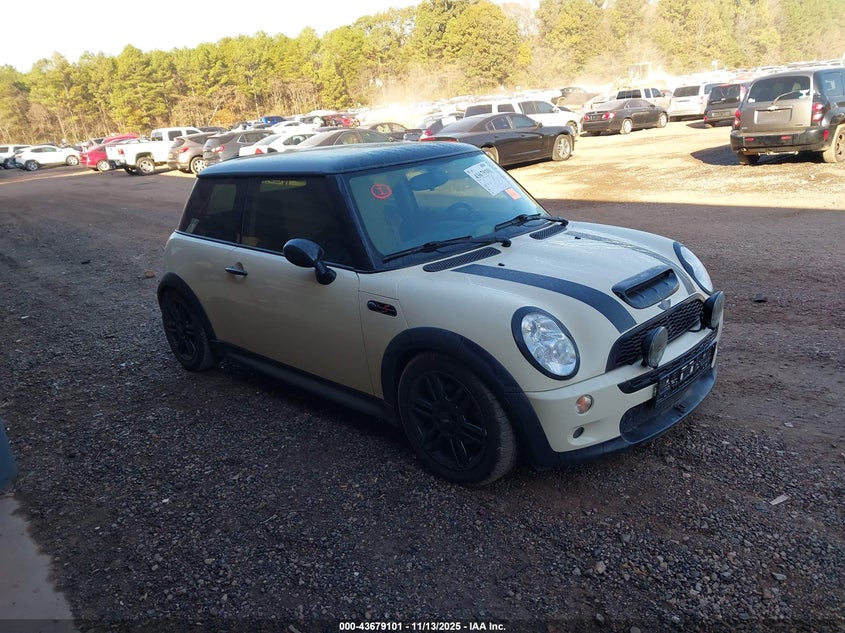 WMWRE33526TN25745 2006 Mini Cooper S auction photo 1