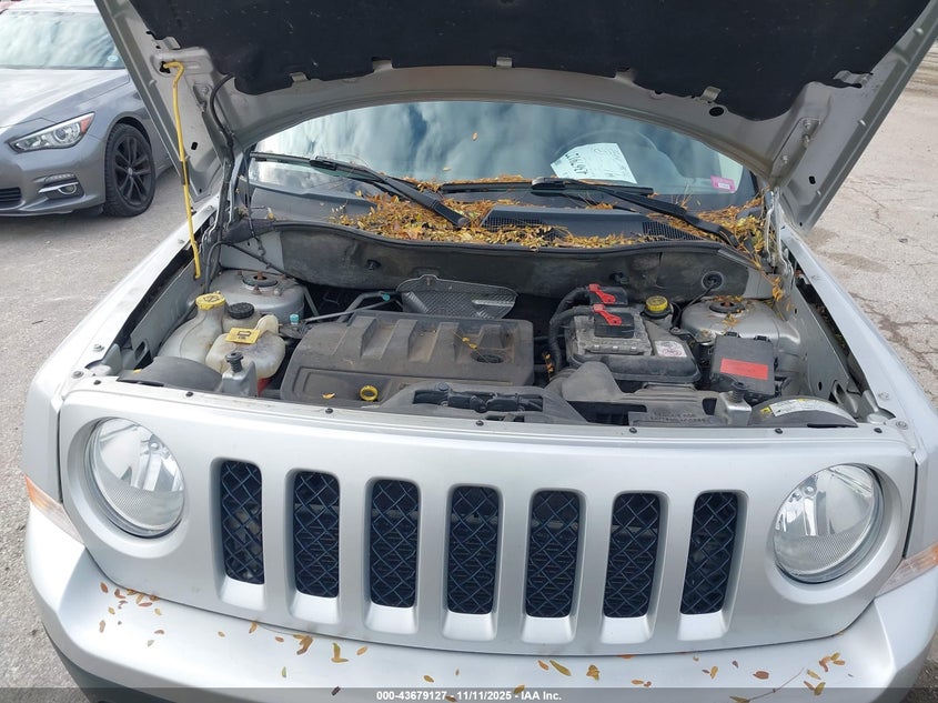 1J4NF4GB1BD276650 2011 JEEP LIBERTY (PATRIOT) photo no. 10