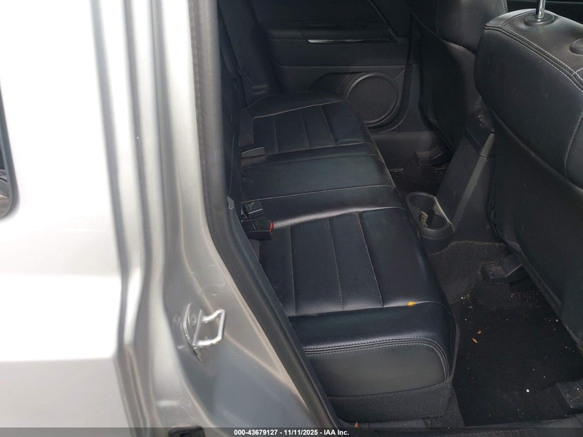 1J4NF4GB1BD276650 2011 JEEP LIBERTY (PATRIOT) photo no. 8