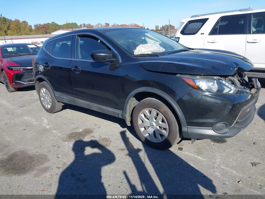 2019 NISSAN ROGUE SPORT S - JN1BJ1CP6KW215762