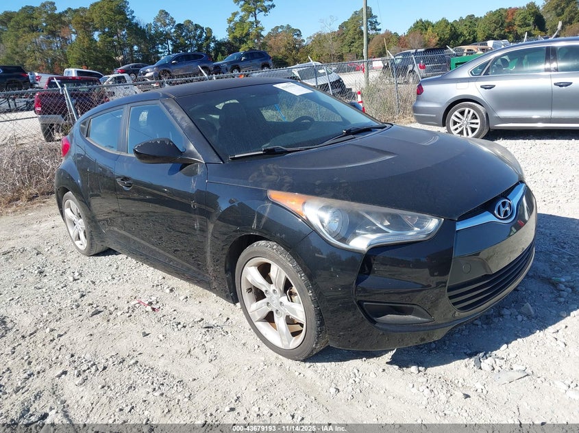 2013 HYUNDAI VELOSTER BASE W/GRAY - KMHTC6AD2DU122457