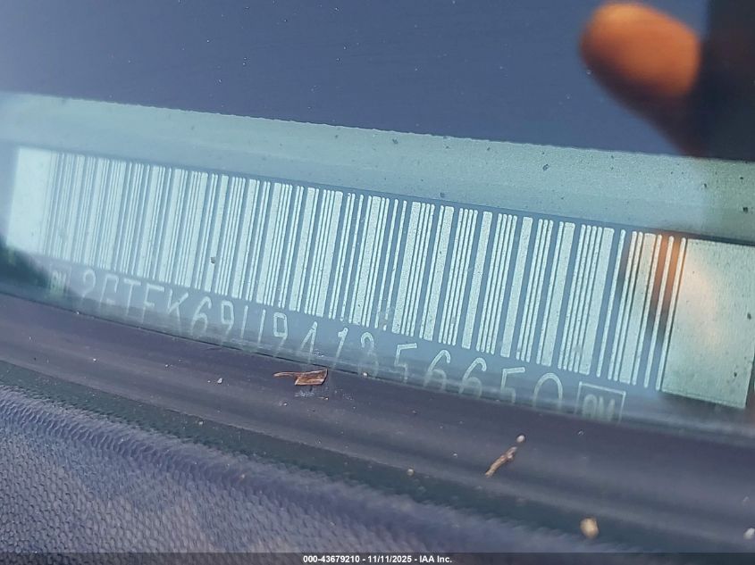 2004 GMC Sierra 1500 Denali VIN: 2GTFK69U941356650 Lot: 43679210