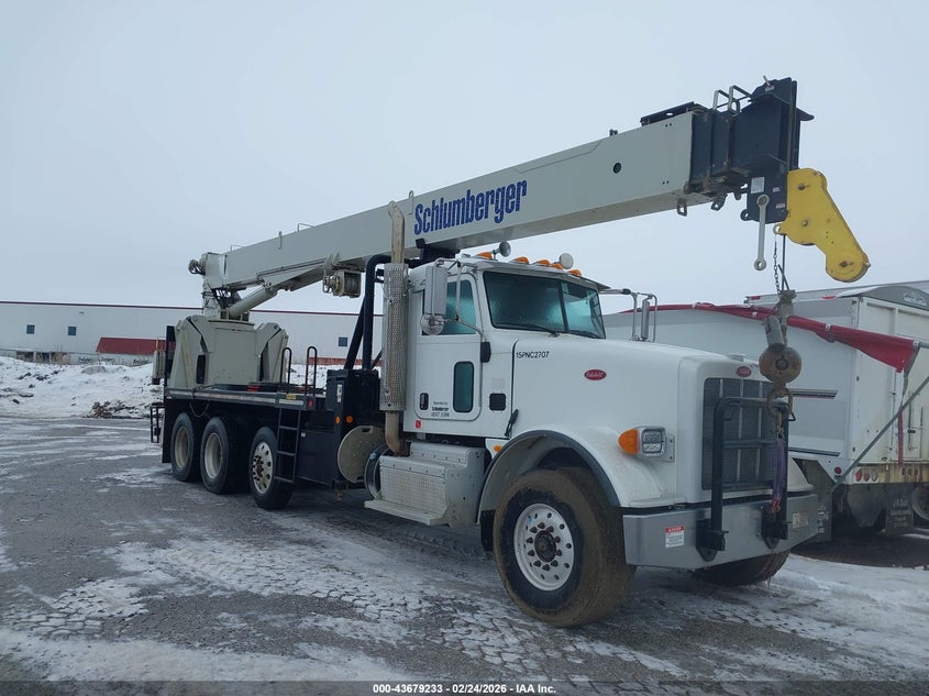 2015 PETERBILT 367