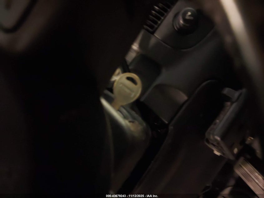 2005 Dodge Ram 1500 Slt/Laramie VIN: 1D7HU18D15S160328 Lot: 43679243