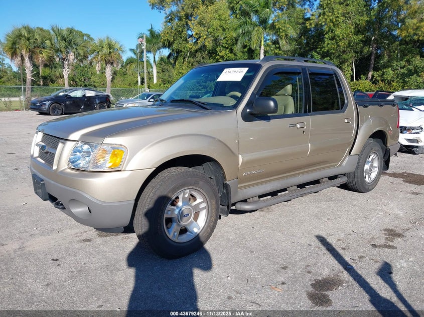 1FMZU77E22UB30147 2002 FORD EXPLORER SPORT TRAC photo no. 2