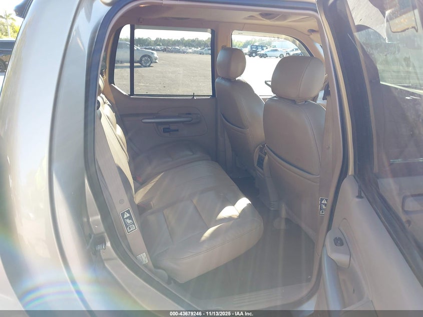 2002 Ford Explorer Sport Trac VIN: 1FMZU77E22UB30147 Lot: 43679246